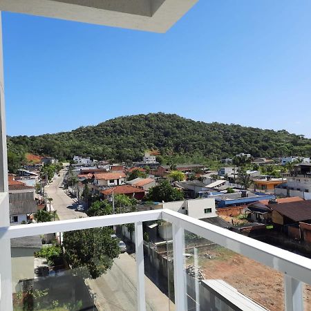 Agradavel Apartamento Em Bairro Silencioso... كامبوريو المظهر الخارجي الصورة
