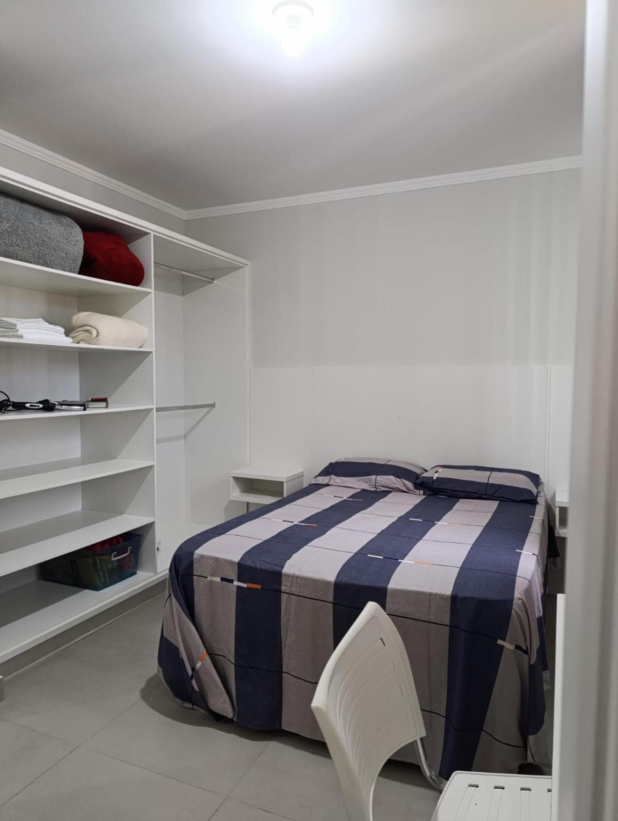 Agradavel Apartamento Em Bairro Silencioso... كامبوريو المظهر الخارجي الصورة