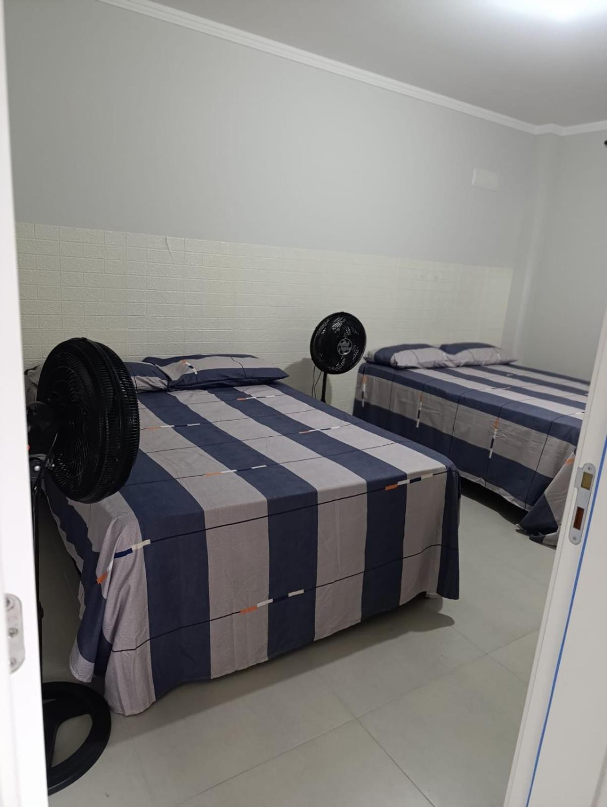 Agradavel Apartamento Em Bairro Silencioso... كامبوريو المظهر الخارجي الصورة